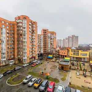 комфортная двухкомнатная возле метро академгородок Апартаменты